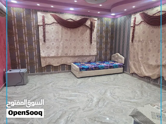 غرفة بحمام بالعامرات قريب سوق السادسة
