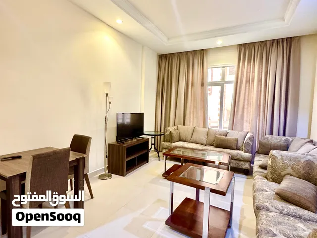 للبيع شقة مميزة في صلالة الغربية - القنطرة بالقرب من مستشفى السلطان قابوس وشارع السلام وشارع السلطان