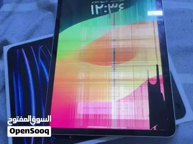 ايباد ابل256قيقا مدخل شريحه الحجم 11 إنش مدخل شريحه معه ملحقاته وسعره ممتاز ومانقصر مع الصامل ابد