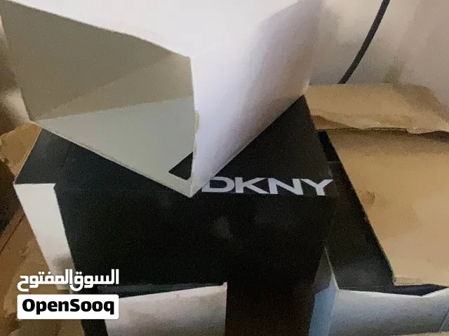 بوكسات هدايا فخمة للساعات والخواتم والاكسسوارات كمية جديدة متاحة للبيع