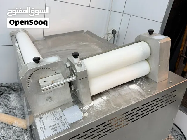 للبيع ماكينة فرد عجين صناعية GMG