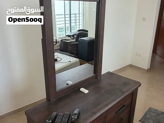 Home center dressing table