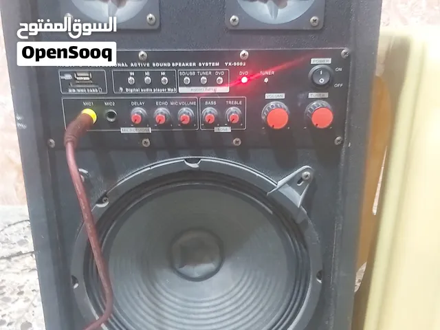 زوج سماعات للبيع