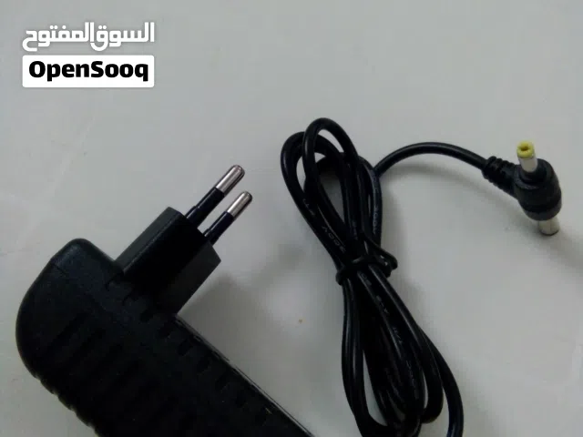 الشاحن بالتركيب