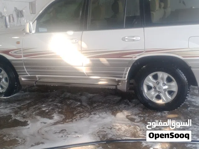 غسيل سيارات كبيره وصغيره وغسل سجادات