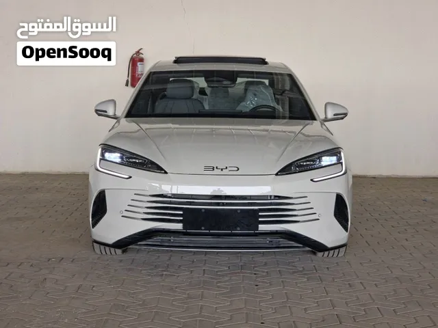 بي واي دي سيل 7 بريميوم 2026 - لون ابيض