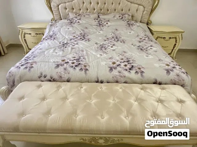 طقم غرفة نوم / للبيع مستعجل