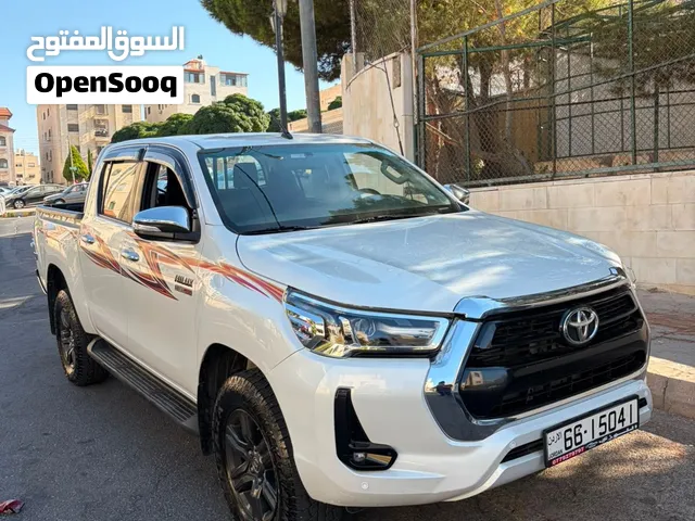 بكب تويوتا هايلوكس 2023