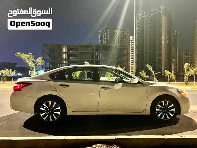 نيسان التيما