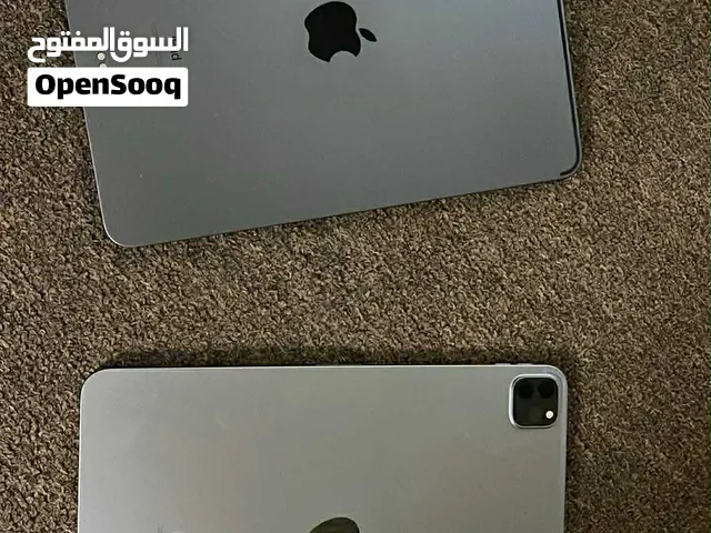 آيباد برو 11 إنش من أبل بسعة 256 جيجابايت بحالة ممتازة مع الكرتونة