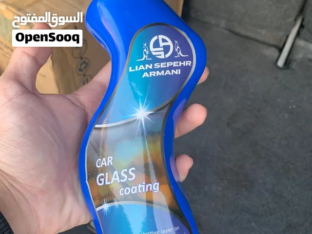 متوفر منظف زجاج السيارات وينفع حال اي زجاج بسعر ريال للعبوه الوحدة ، العبوه 500 مل