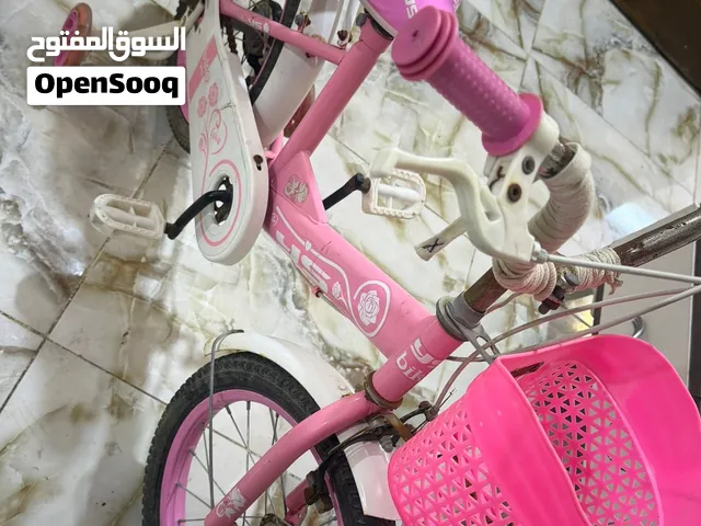 بايسكلً. اطفال سعر 50 وبي مجاال  ما بي شي لا مكسور ولاشي نظيف وبريكاته شغالات