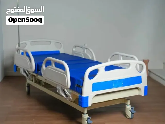سرير طبي جديد غير مستخدم