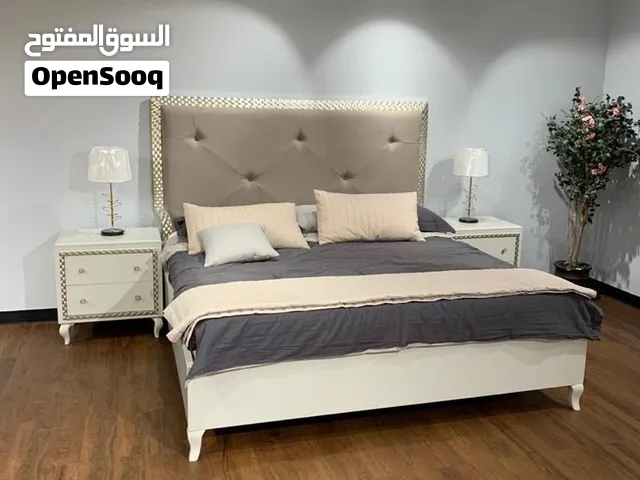 Complete Bedroom Set – Bed, Nightstands, Dresser, Mirror & Chest