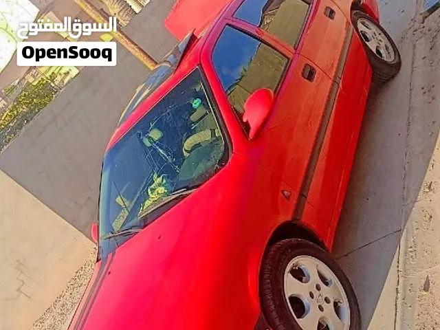 اوبل فيكترا صالون للبيع مصبوغ للجمالية تشغيل عن البعد رقم و سنويه و هزه وبراد 2030رقم الماني اربيل