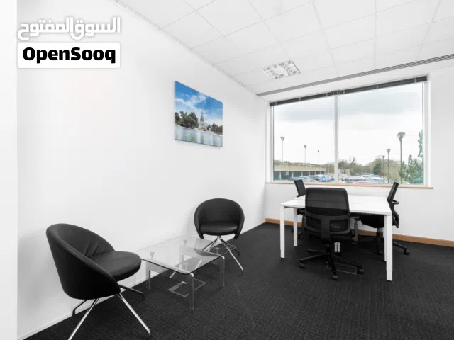 Private office space for 3 persons in MUSCAT, Shatti Al Qurum