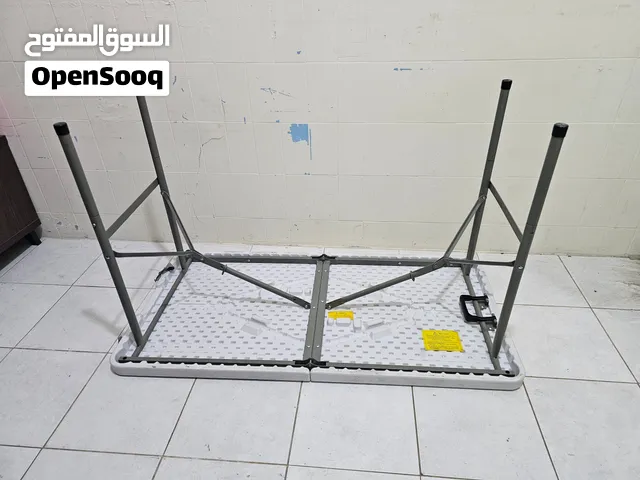 FOLDABLE TABLE