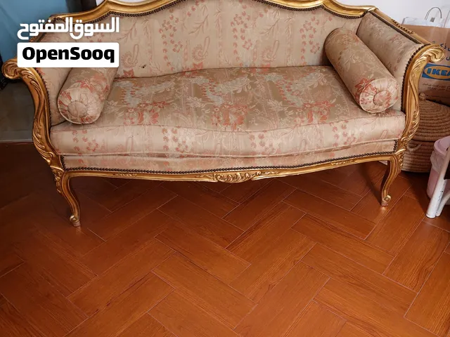 اثاث منزل للبيع السعر قابل للتفاوض للجادين