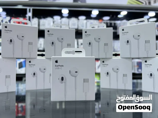 سماعات ايفون TYPE-C الاصلية متوفرة الان لدى ليما موبايل بالفرعين اصلية شركة 100٪ لايفون 15——17PM