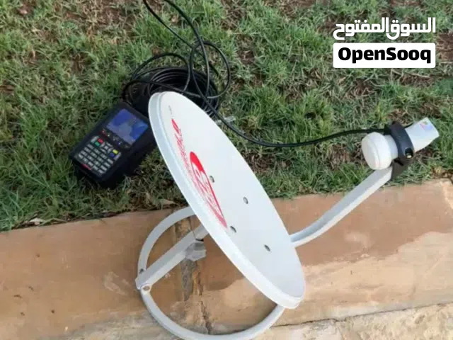 فني محترف لخدمات الستلايت، كاميرات المراقبة، وصيانة الشاشات