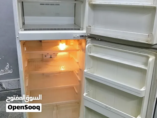 ايديال 16 قدم  شحن شركه نوفرست  بدون اي صيانه استعمال نضيف جدا لسرعه تواصل واتساب ف وصف