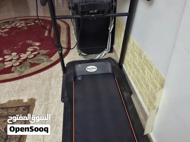 مشايه كهربيه متعددة السرعات مزوده بلوحة تحكم إلكترونيه ملحق بها حزام تخسيس