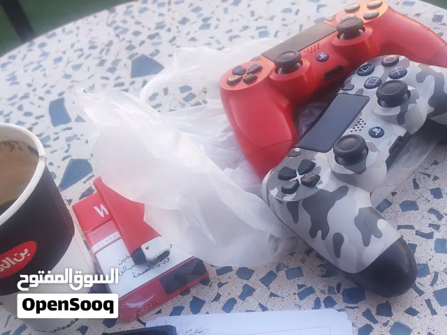 أيادي بلاستيشن 4 اصصصصلي