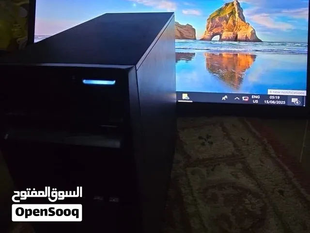 جهاز كمبيوتر نضيف مع خيوطه وا شاشة وا كيبورد وا ماوس بي 250