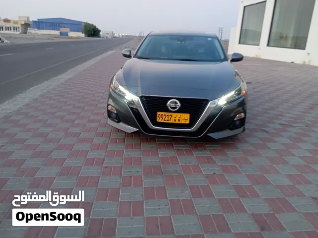 Used Nissan Altima in Al Batinah