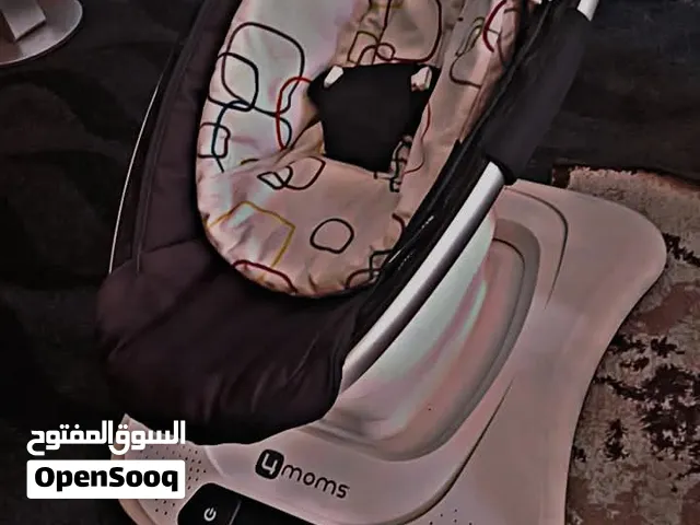 كوت بيبي هزاز كهربائي ماركت 4moms