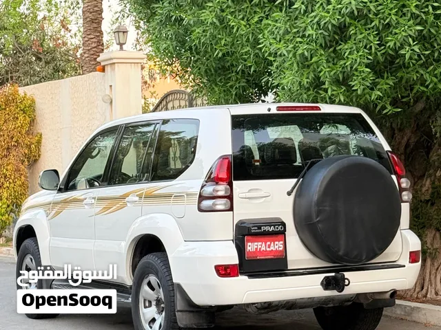 Toyota Prado VX V6 4WD Year-2008 4 wheel drive model Jeep  in very neat interior and exterior