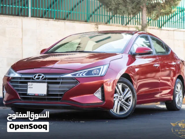 Hyundai Elantra 2020  السيارة وارد الوكالة و مميزة بمواصفاتها