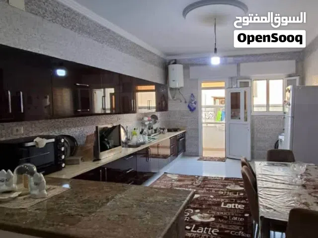 شقة مفروشة دور ثاني من فيلا خلف سوق السبعه