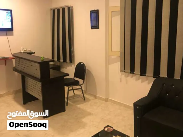 شقة إدارية لعمل وترخيص انشطة تجارية مثل عيادة او مكتب او كوافير أو ستوديو أو اتيلية وخلافه بموقع متم