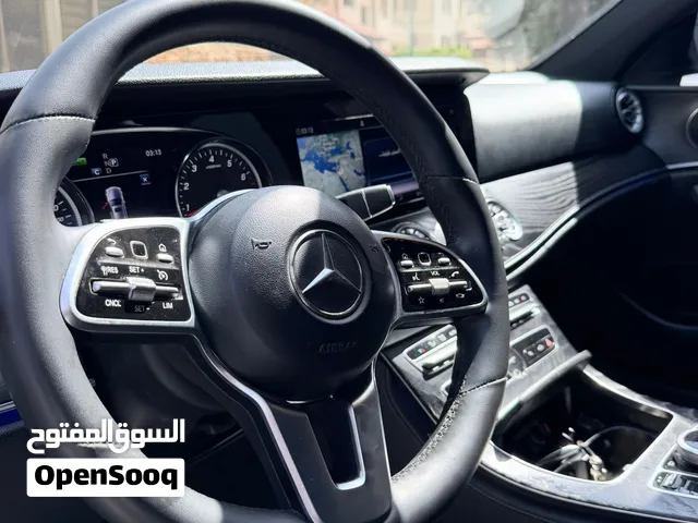 Mercedes benz e200