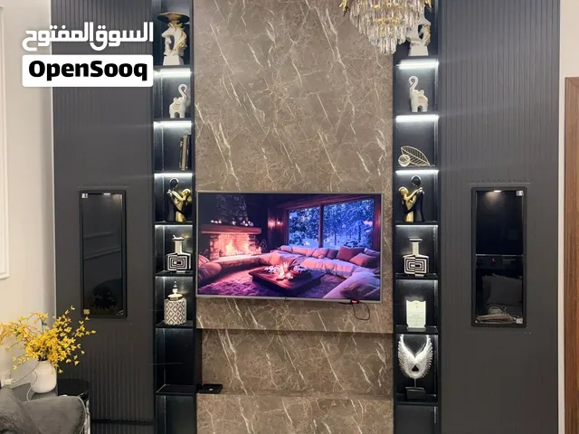 ديكور يونت تي في مودرن شغل تكمه ينفتح خمس قطع طول 3 م وعرض 3 وخمس سنتم مع اناره لد داخليه وخارجيه