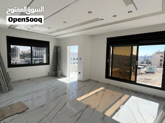 بالاقساط ارضية مع مدخل خاص في اجمل مناطق تلاع العلي بتشطيب مميز