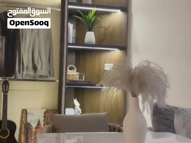 شقة مميزة استخدام شخصي تصلح للاستثمار بعائد (((برج دماك ))) في أجمل مناطق عمان البوليفارد العبدلي