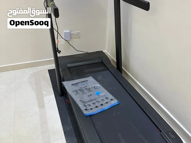 DOMYOS T900D Professional Treadmill – 18 km/h – Excellent Condition only two months usage