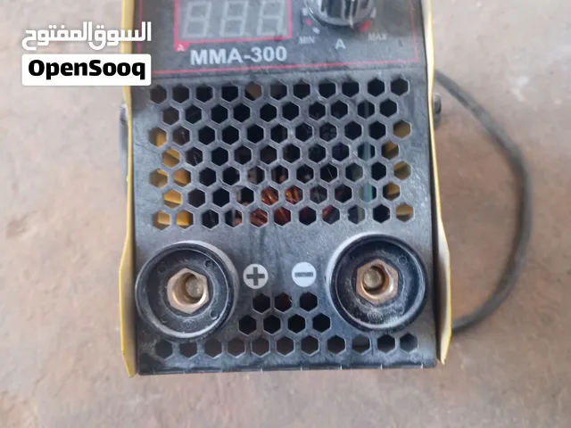 مكينة لحام للبيع مستعمله استعمال خفيف غير مفيهاش خيوط
