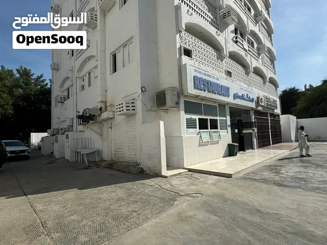للبيع أرض كورنر في روي بالقرب من جسر الحمرية  مناسبة لبناء شقق واستثمار ممتاز