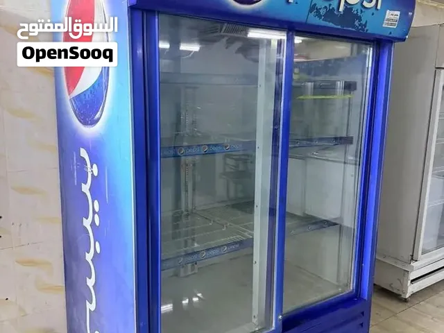 ثلاجة عرض للبيع