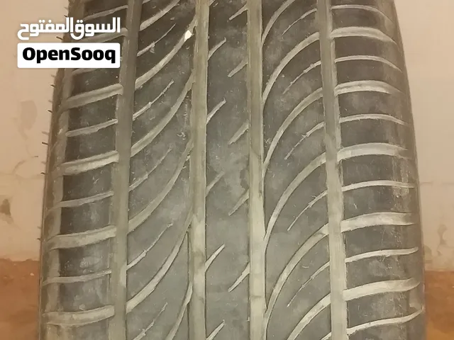 قومة نظيفة شبه جديدة للبيع  15\60\195
