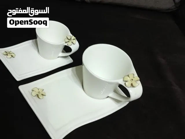 طاقم ضيافة بورسلين Porcelain فاخر 12 قطعة (تصميم مودرن متموج بالورد البارز)