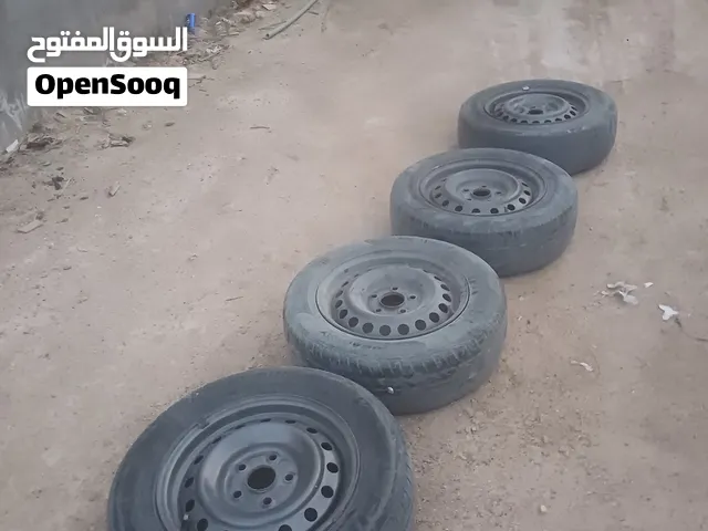 رنگات حجب 15 نضيفات ومصبوغات وبيهن تايرات نص عمر شتنطيني بيهن اخذهن لا تهتم السعر الي خاله