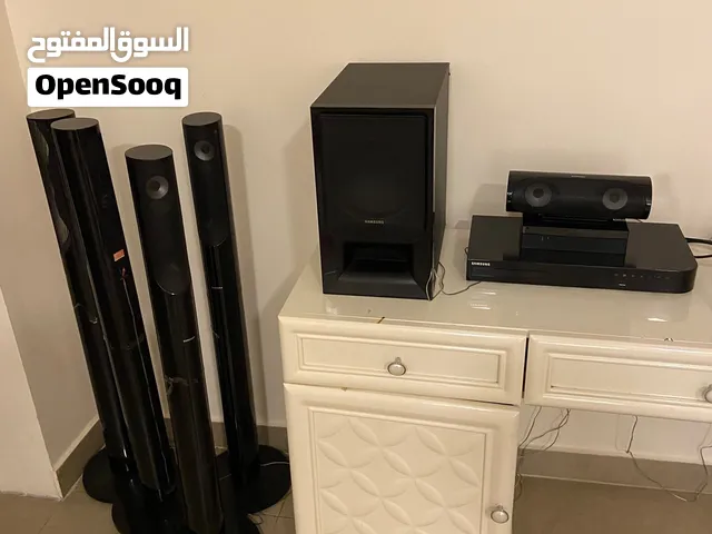 Bluetooth home theater with 8 speakers and 1 bars