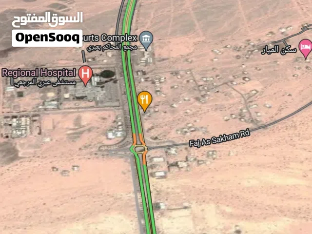 سكني تجاري عبري الجاهلي ع شارع قار بالقرب من مستشفى عبري توفر جميع الخدمات وبسعر