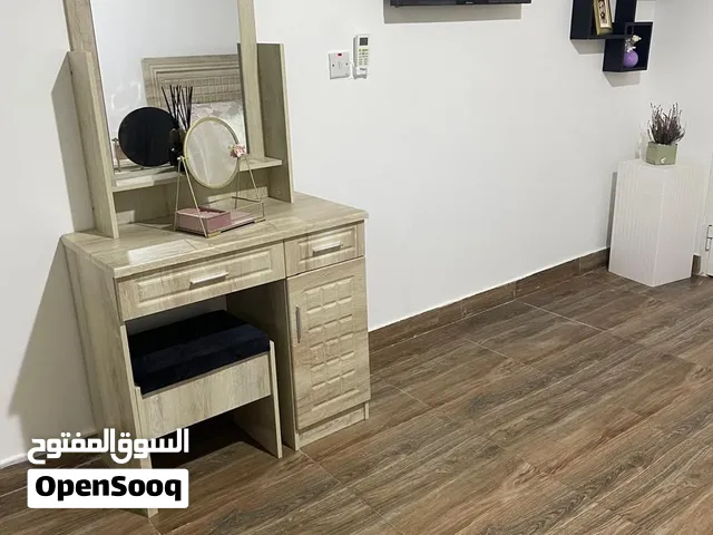استديو نص مفروش للايجار في عشارج - العين خلف برجيل مباشره شامل 1700 studio for rent behind parjeel