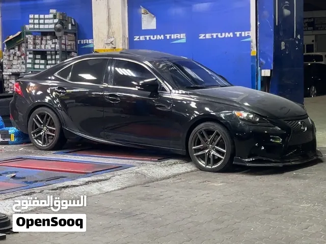 Used Lexus IS in Abu Dhabi