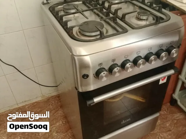 4 burner gas stove excellent working